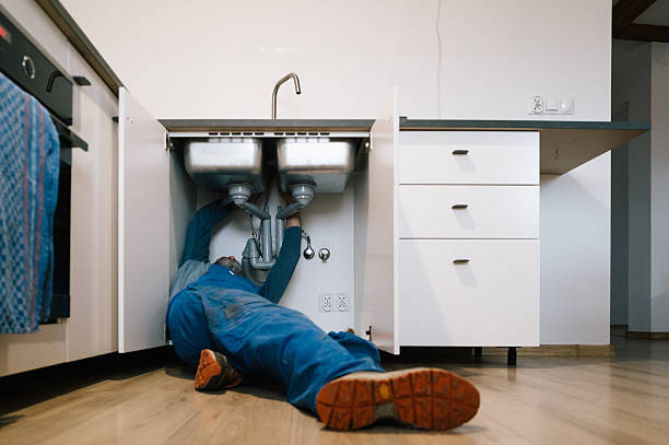 Professional Drain Cleaning technician working in Evansville, MN
